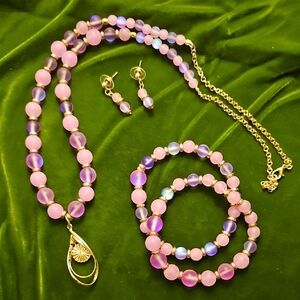 Pink & Purple Beaded 26" Necklace, Bracelet & Earring Set - Gold Accent
